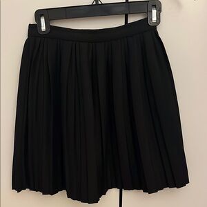 Elegant Black Pleated Skirt